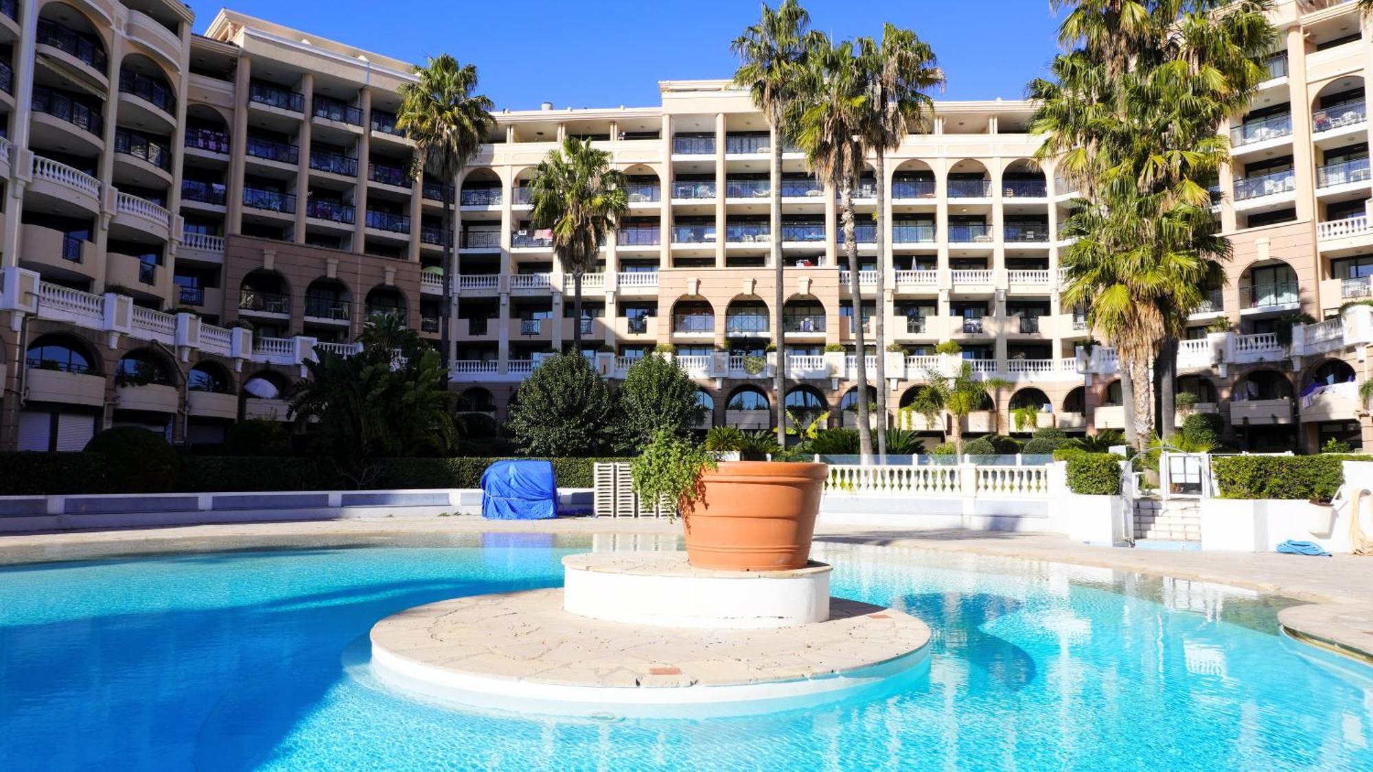 Appartement 556, Vue Mer Et Piscine By Palmazur Vacances Cannes Eksteriør bilde