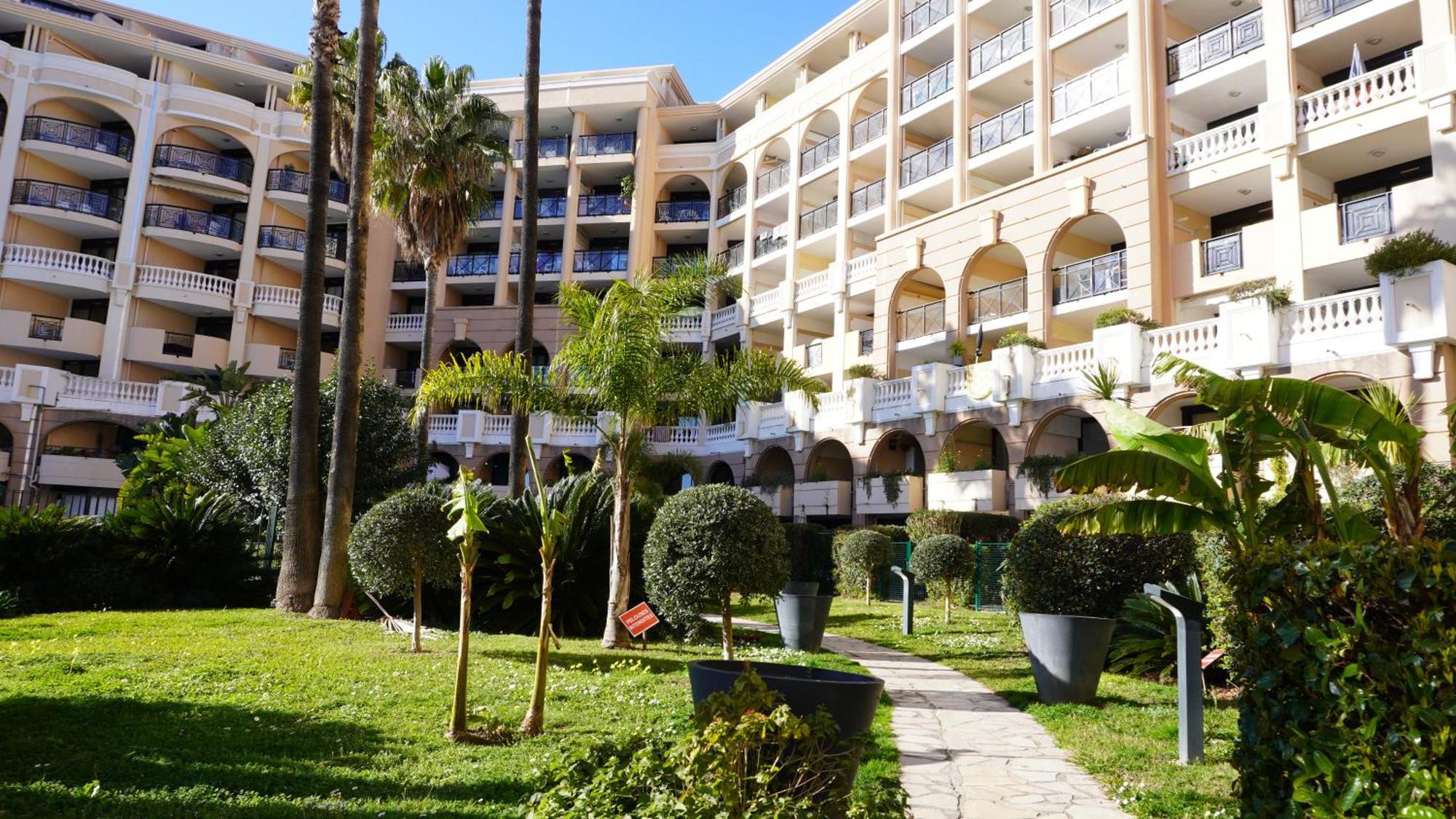 Appartement 556, Vue Mer Et Piscine By Palmazur Vacances Cannes Eksteriør bilde